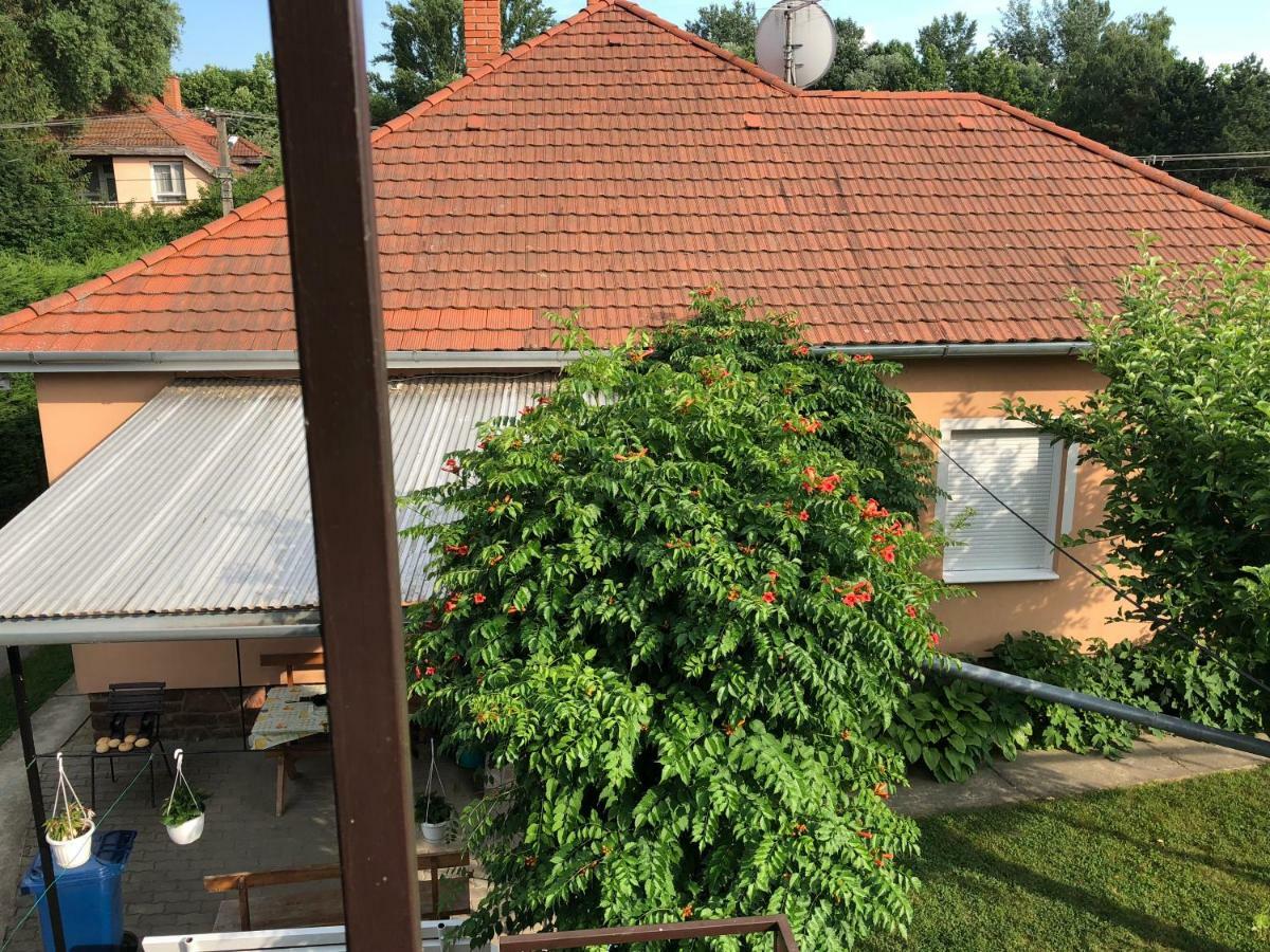 Liget Apartman Balatonföldvár Esterno foto